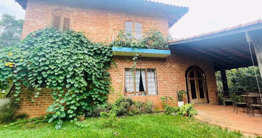 Lindo imóvel localizado no Bairro Demetria em Botucatu