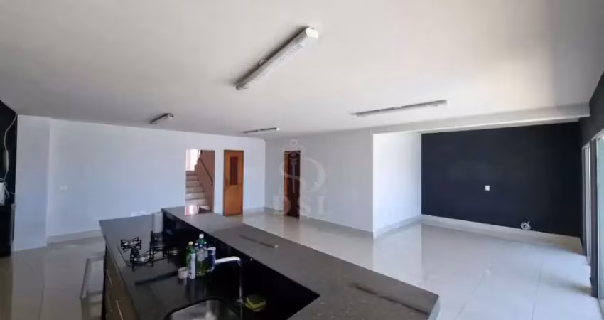 Sobrado com 3 suíte e piscina no jardim Andrade em Londrina
