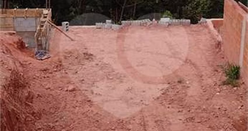 Terreno à venda em Jardim Vale Verde - SP