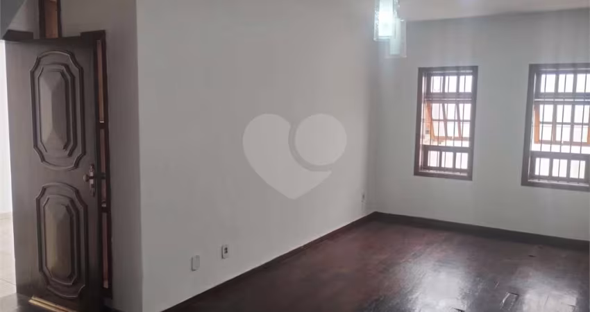 Casa com 3 quartos à venda em Jardim Pacaembu - SP