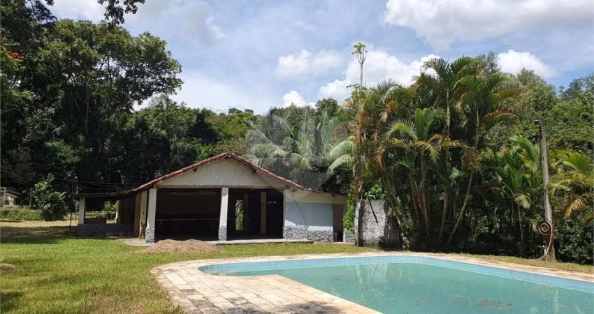 Chácara com 5 quartos à venda em Pau Arcado - SP