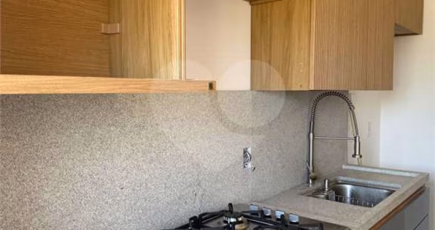 Apartamento com 2 quartos à venda ou para locação em Jardim Carolina - SP