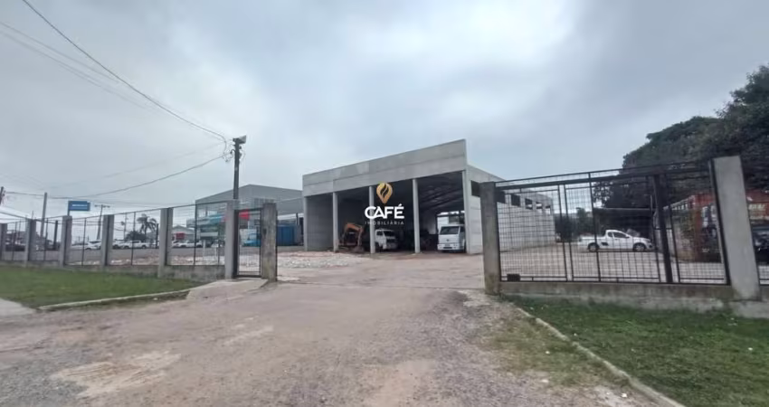 Pavilhão em Camobi, Amplo De 600 m², em fase de acabamento.