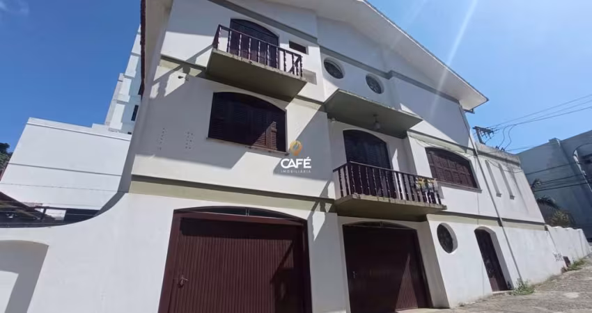 Casa Comercial/Residencial De 3 Dormitórios, Suite, Sala 2 Ambientes, Banheiro S