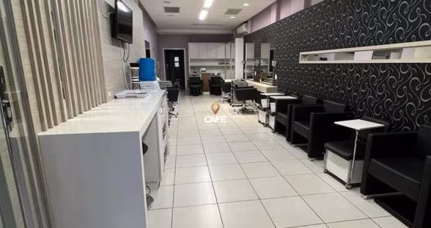 Sala Comercial De 190 m² Composta por 5 Salas, 2 Banheiros e Cozinha No Centro D