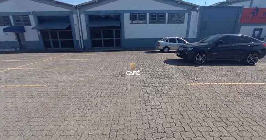 Pavilhão Para Alugar Em Camobi Amplo De 350 m², Possui 2 Banheiros e Estacioname