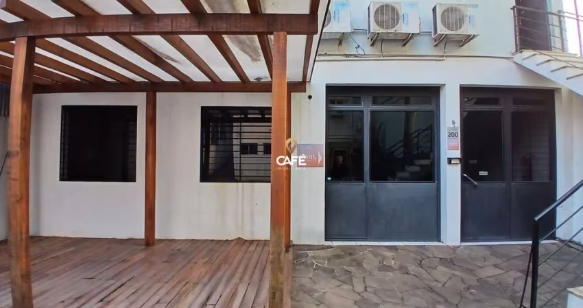 Sala Comercial Central Semi Mobiliada De 50 m², Com Banheiro e Área Em Comum.