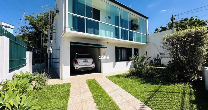 Casa com 3 dormitórios, espaço gourmet e salão de jogos