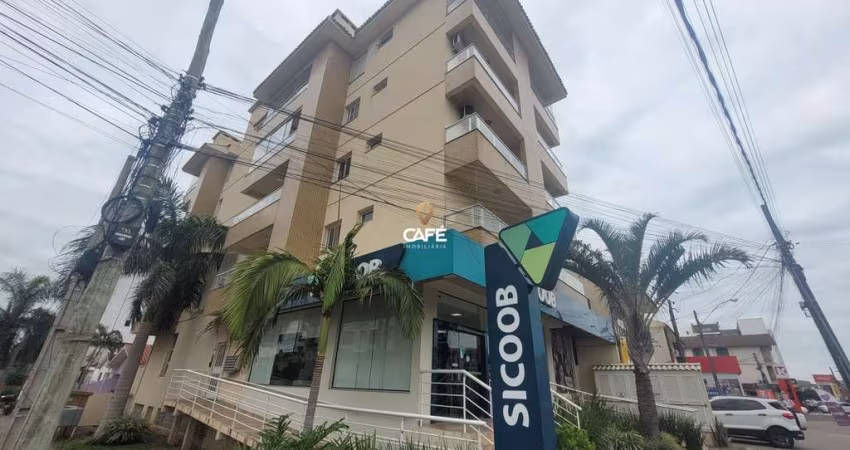 Apartamento de 1 dormitório, com sacada e churrasqueira, em Camobi