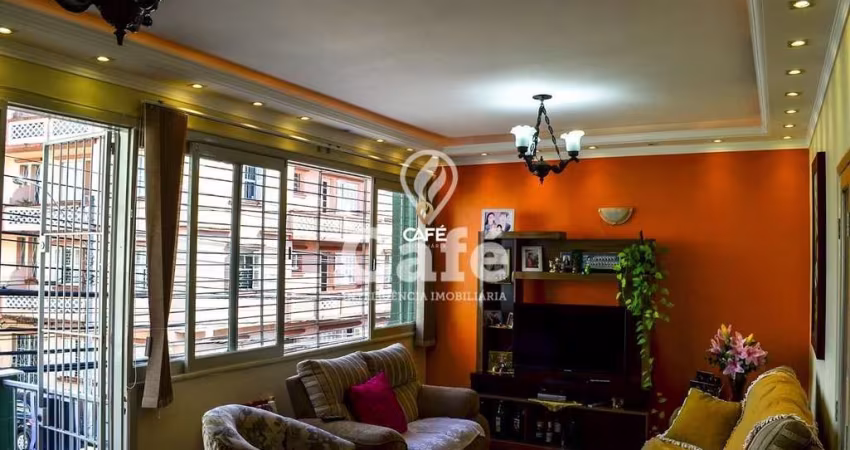 Apartamento amplo bem arejado! No centro da Cidade.
