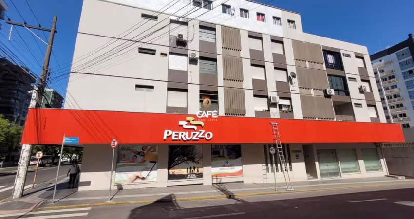 Apartamento DUPLEX amplo, com ótima localização!