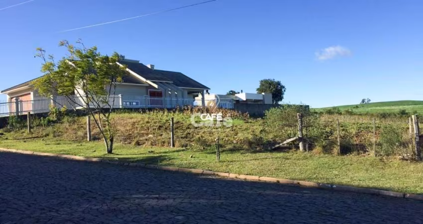 Área Rural, com 1858 mt² de área plana, podendo ser utilizado para uma pequena i