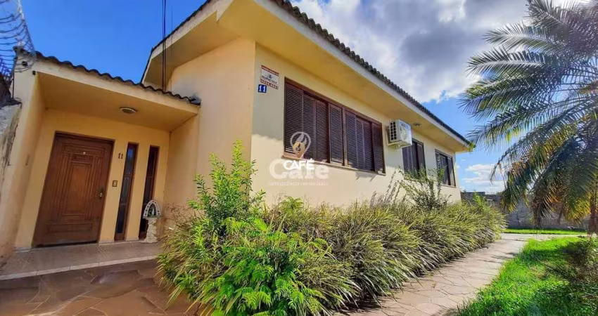 Casa bairro Noal, 4 dormitórios, 5 banheiros, 313m² área privativa, piscina, amp