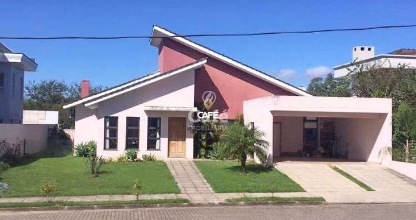 Ampla casa com 233,45 m², 03 dormitórios 4 vagas de garagem no cond. Sociedade D