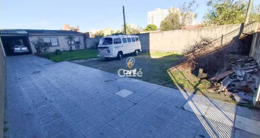 Casa, Terreno, 11x47m², 2 Dormitórios, 2 Banheiros, 3 Vagas, Salão de festas, No