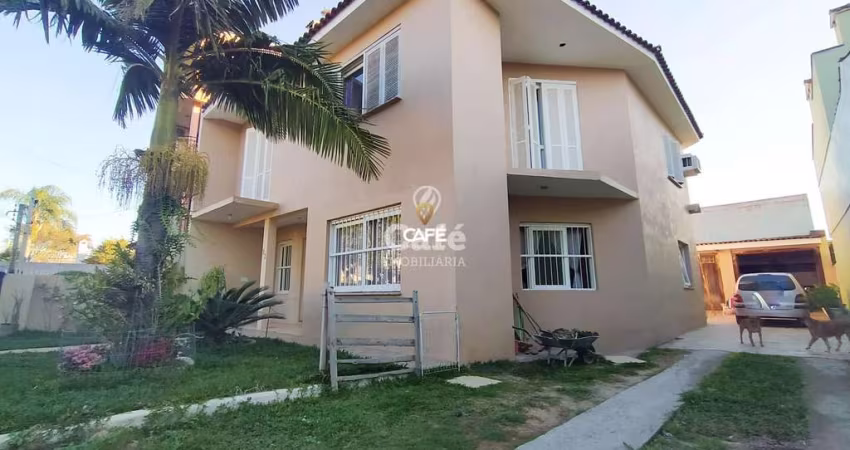 Casa, 4 Dormitórios, 1 Suíte, 3 Banheiros, 2 Vagas, Pátio, Salão De Festas, Chur