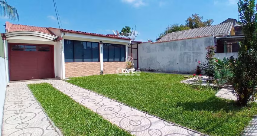 Linda casa com 3 dormitórios, 3 banheiros e 4 vagas de garagem!