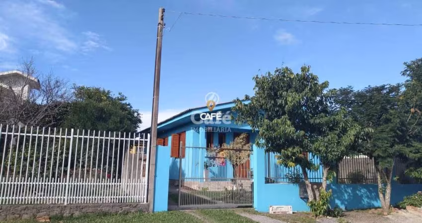 Casa, 3 Dormitórios, 1 Banheiro, 2 Vagas, Pátio, Churrasqueira, Pé De Platano