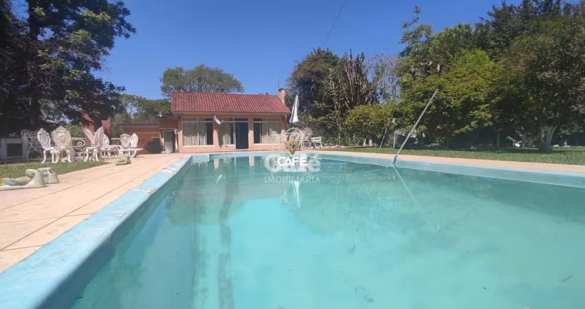 Sua linda chácara esta aqui. São 4,2 hectares com casa 4 dormitórios, piscina e