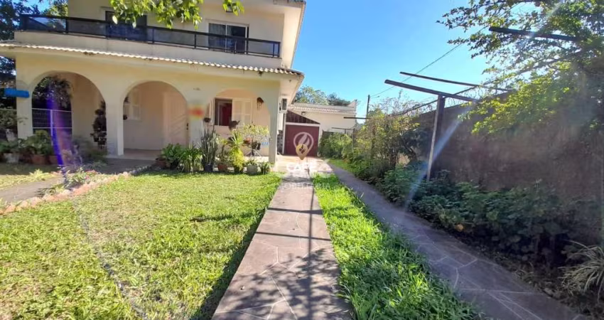 Ampla casa com piscina apenas 5 minutos do centro de Santa Maria RS