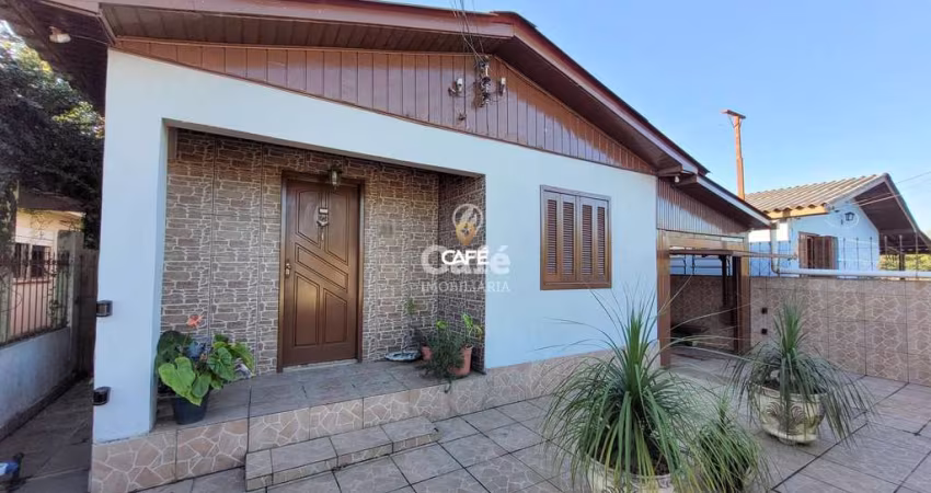 Casa, Quatro dormitórios, Suíte, Churrasqueira, Duas vagas de Garagem, Bairro Ju