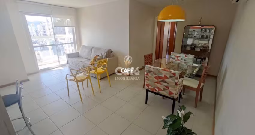 Belo apartamento mobiliado com 3 dormitórios, sendo uma suíte, sacada com churra