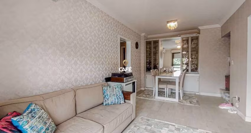 Apartamento Central de 3 dormitórios/suite com box.