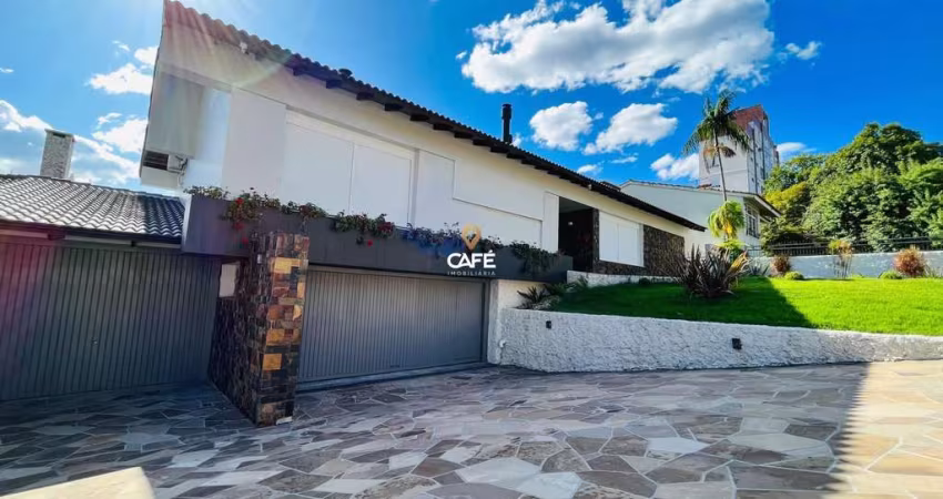 Casa, 3 Suítes, 4 Banheiros, Piscina, Lareira, Pátio, Alto Padrão, Lourdes