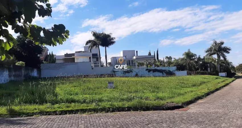 Terreno de 1.109 m² - Condomínio Sociedade de Medicina - Bairro São José, Santa