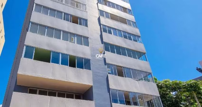 Cobertura no Centro toda reformada
