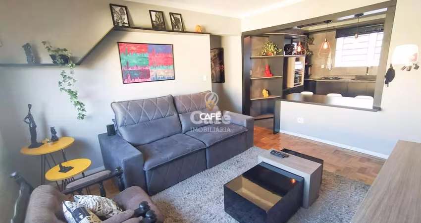 Apartamento, 3 Dormitórios, 1 Suíte, 2 Banheiros, 1 Vaga, Lareira, Semimobiliado