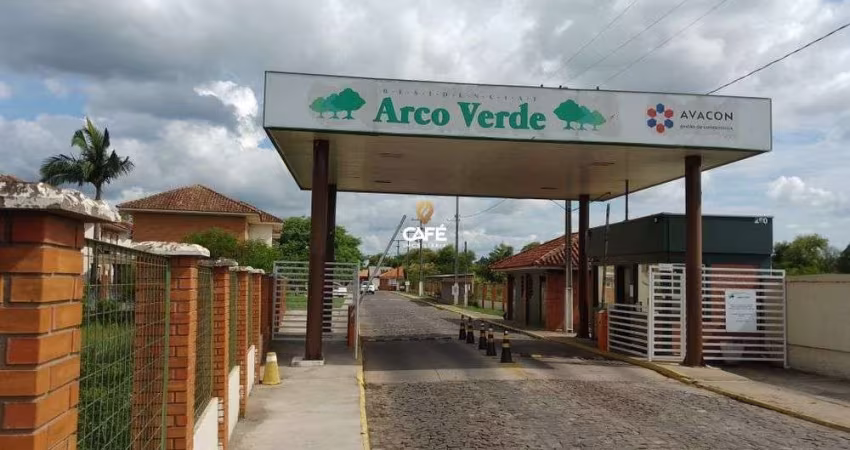 Apartamento De 3 Dormitórios, Sala de Estar, Banheiro Social, Cozinha, Área de S