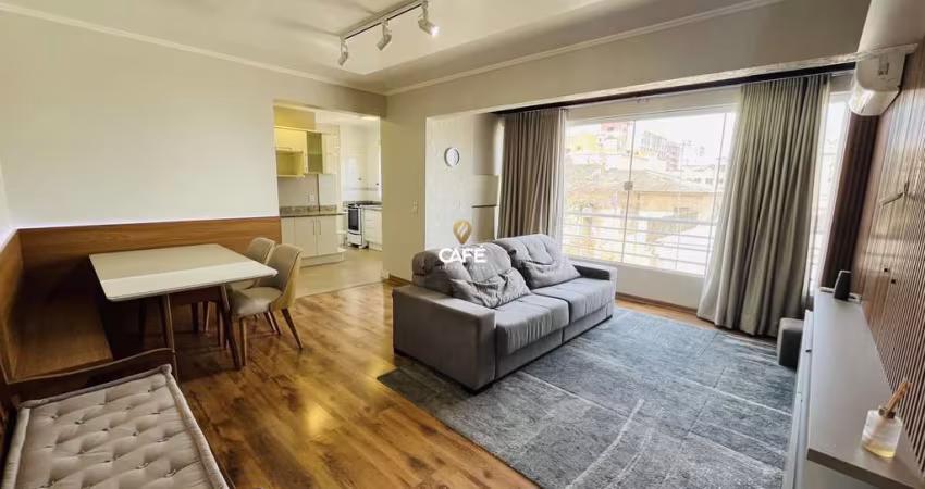 Apartamento, 2 Dormitórios, 1 Suíte, 2 Banheiros, 1 Vaga, Mobiliado, Centro