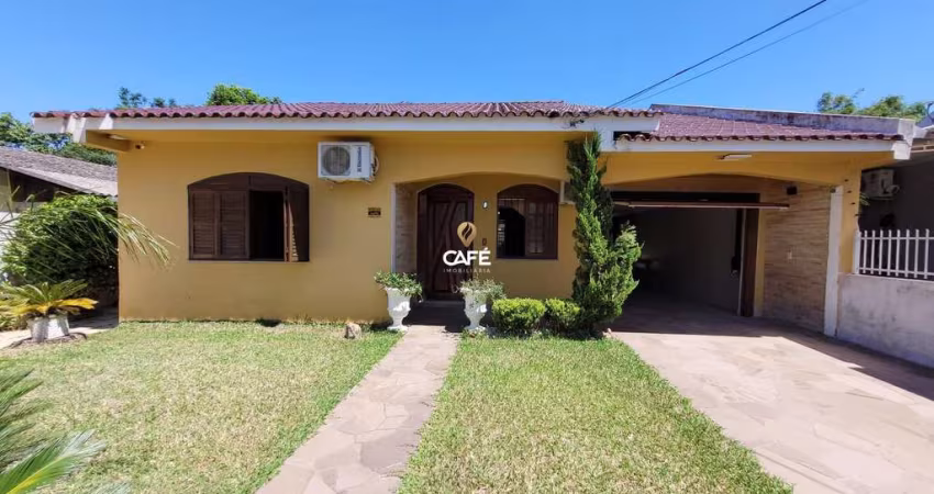 Casa, 3 Dormitórios, 1 Suíte, 3 Banheiros, 3 Vagas, Piscina, JK