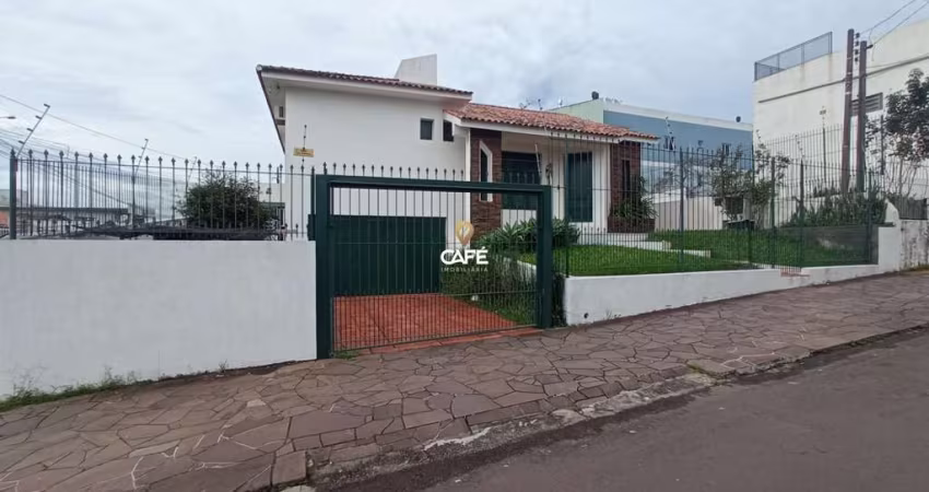 Casa Ampla De 261 m², Possui 3 Dormitórios, Suite, Sala De Jantar, Sala De Estar