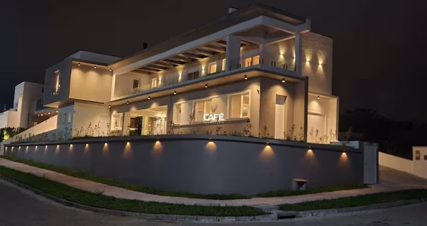 Casa, 4 Dormitórios, 3 Suítes, 5 Banheiros, 3 Vagas, São Jos