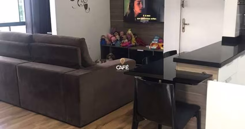 Oportunidade! Apto 2 dormitórios com garagem em Balneário Camboriú!