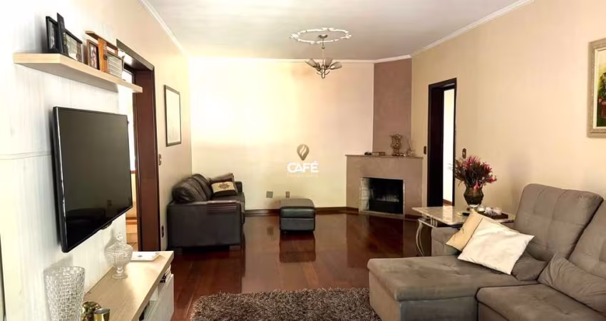 Apartamento e ampla loja comercial à venda no centro de Santa Maria