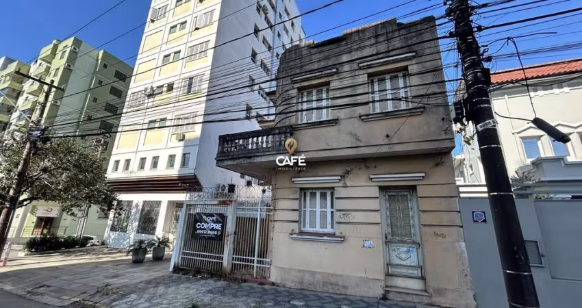 CASA CENTRAL COM 284M², TERRAÇO, EXCELENTE PARA USO COMERCIAL