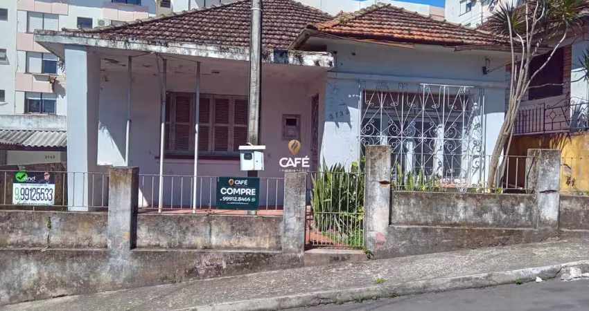 Terreno no centro de 200 m²