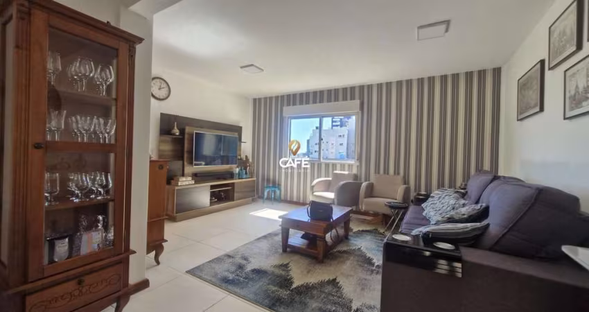 Apartamento 3 dormitórios, 1 Suíte, sacada