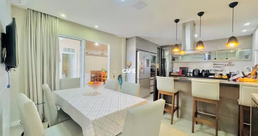 Linda casa com 3 quartos suíte piscina aquecida e espaço gourmet!