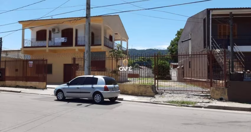 Casa 3 dormitórios, 1 banheiro, vaga, bairro Carolina