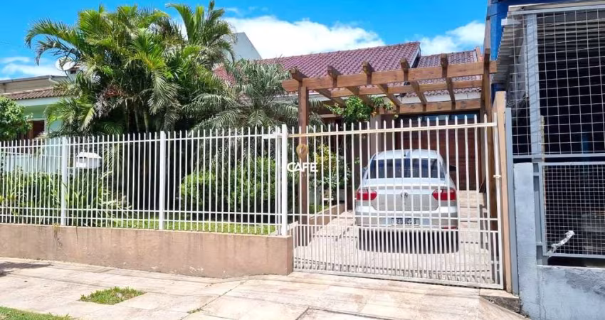 Casa 2 dormitórios mais dependência completa a venda em Santa Maria