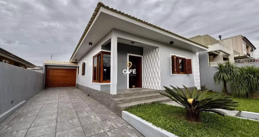 Casa, 3 Dormitórios, 1 Suíte, 2 Vagas Piscina, Pinheiro Machado