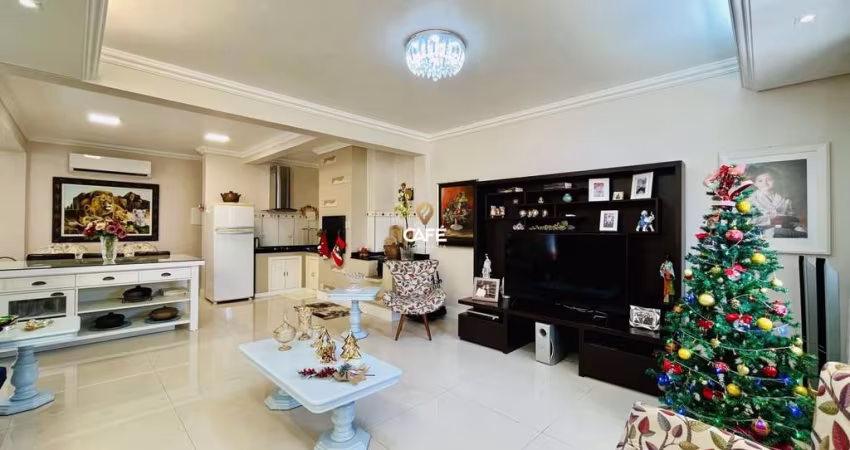 Casa 3 dormitórios , maravilhosa, próxima ao Colégio Militar
