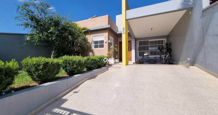 Ótima casa à venda - 3 dormitórios, 1 suíte, piscina, área gourmet e lareira