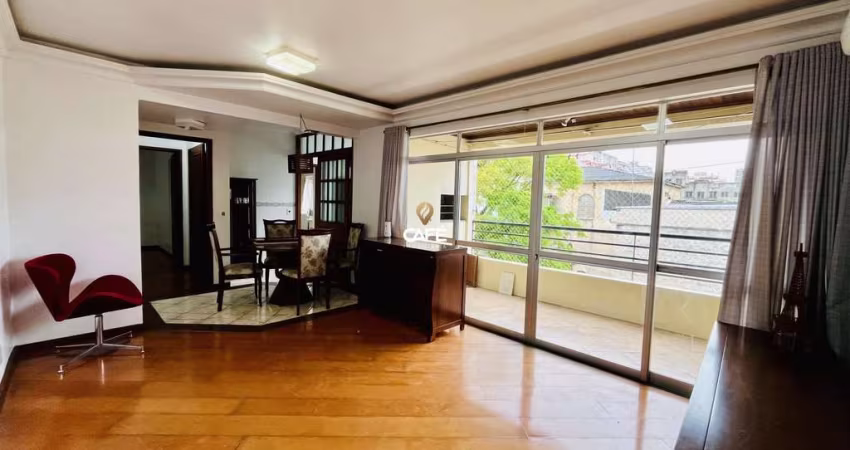 Apartamento, 2 Dormitórios, 1 Suíte, 2 Banheiros, 1 Vaga, Mobiliado, Centro