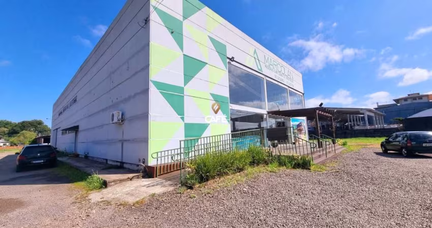 Área de 8.000m² com Pavilhão e Estrutura Comercial