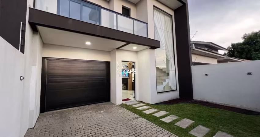 Casa 3 Dormitórios ,  2  vaga , Churrasqueira e Hidromassagem!